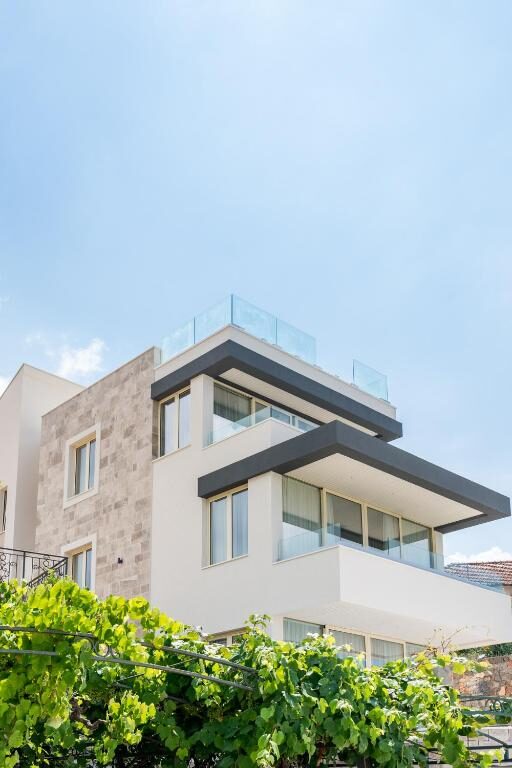 Boka di Mare villa in Tivat, Montenegro